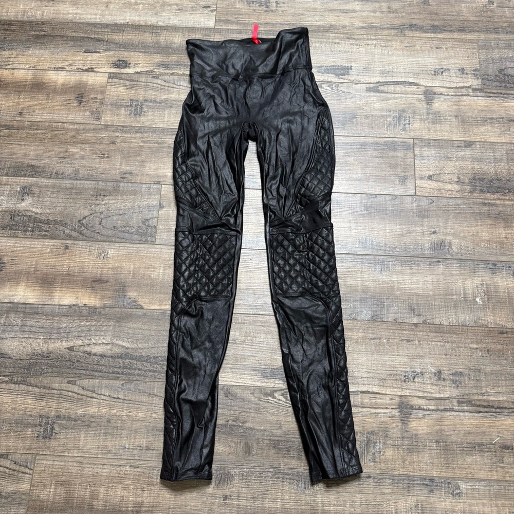 Spanx Quilted Black Textured High-Waisted Shapewear Leggings